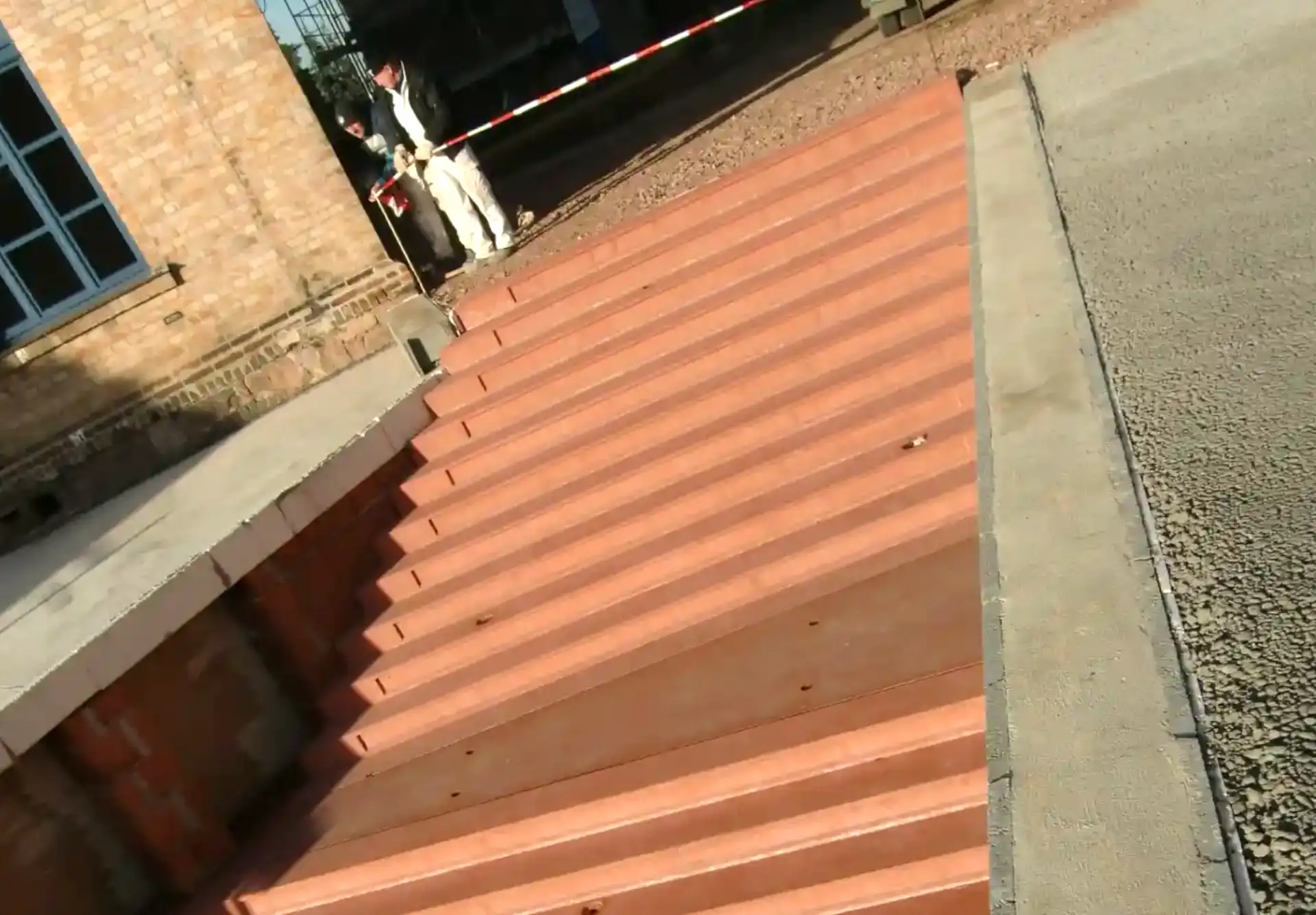 _htb_produkte_03_betontreppen_carl loewe haus referenz 2