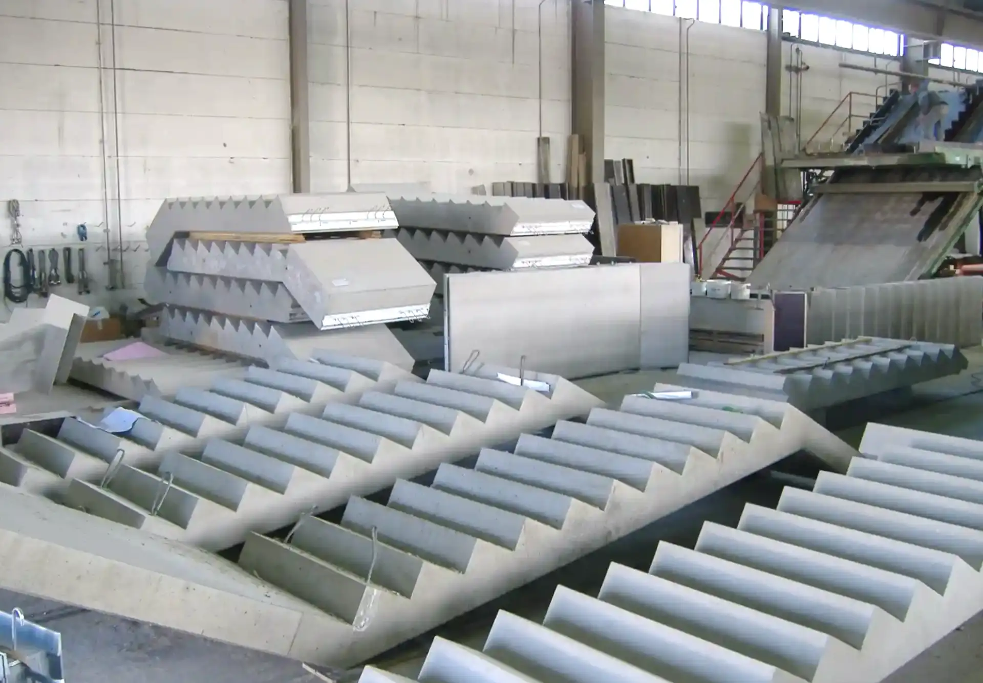_htb_produkte_03_betontreppen_standrad gerade treppen