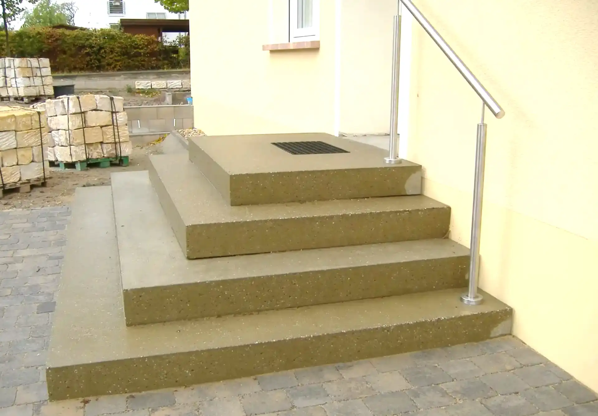 _htb_produkte_03_betontreppen_treppe wohnhaus
