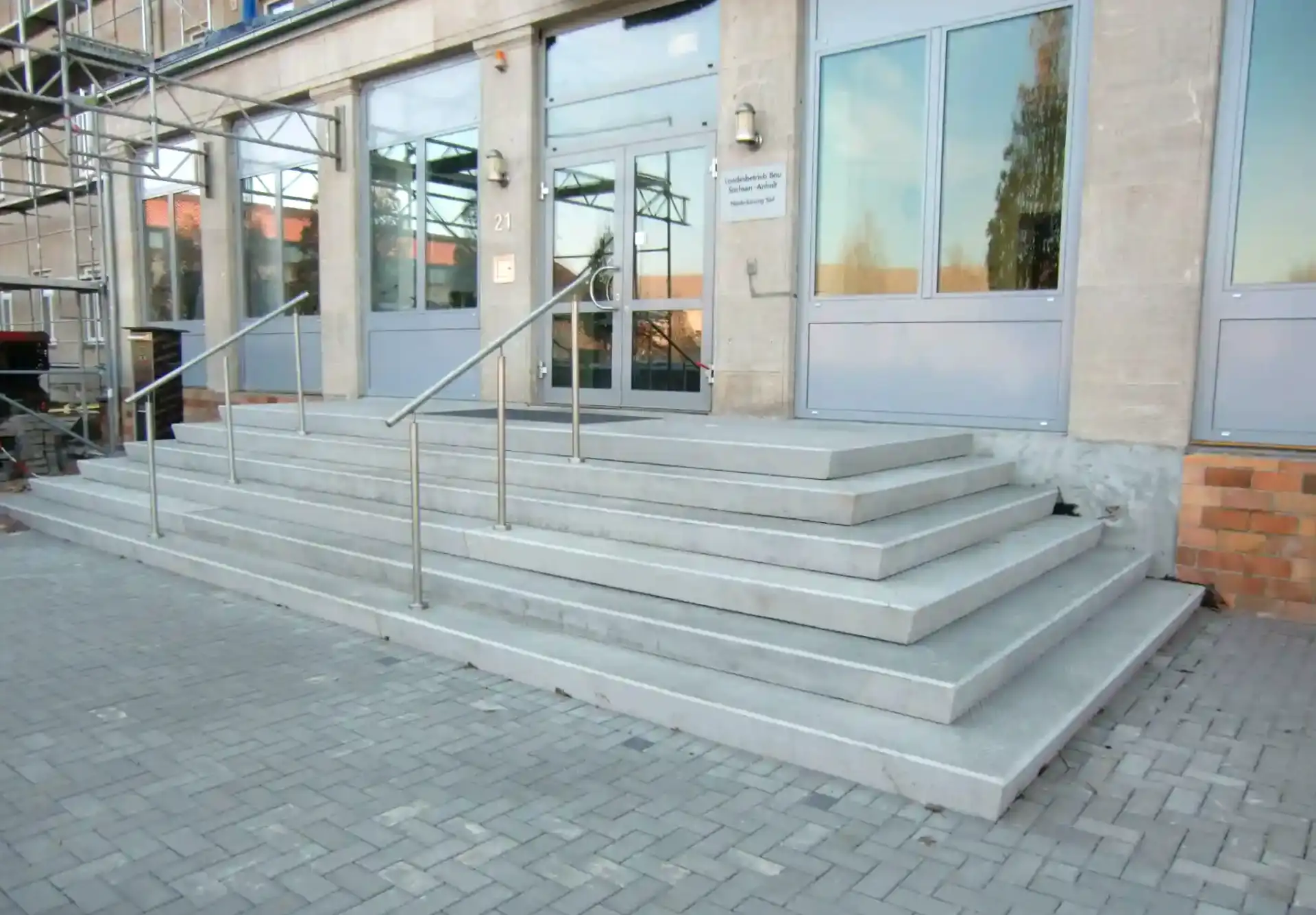 _htb_produkte_03_betontreppen_treppenanlage 1